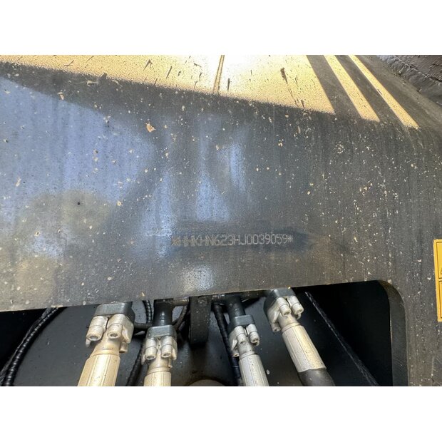 2024 هيونداي HX220HD-44638024