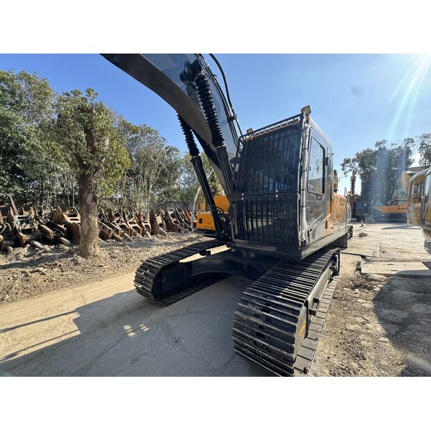 2024 هيونداي HX220HD-44638026