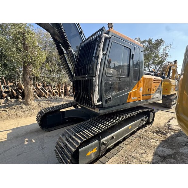 2024 هيونداي HX220HD-44638040