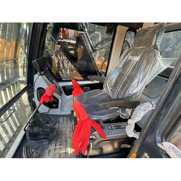 2024 هيونداي HX220HD-44638041