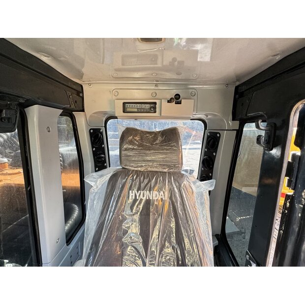 2024 هيونداي HX220HD-44638045