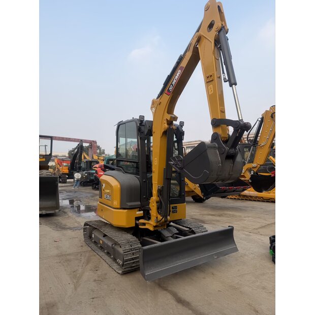 2025 اكس سي ام جي XE35U-44638057