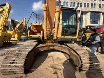 2022-hyundai-225-1399502-44638118