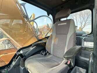 2022-hyundai-225-1399502-44638125