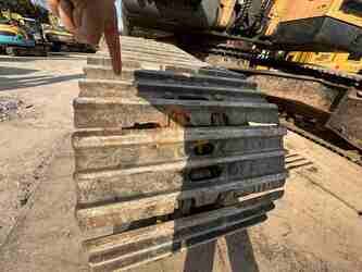 2022-hyundai-225-1399502-44638127