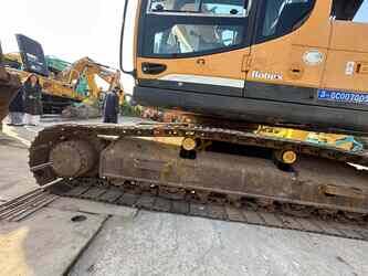 2022-hyundai-225-1399502-44638128