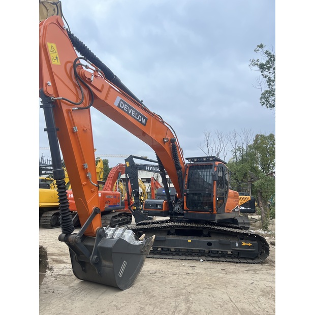 2024 Develon DX225LCA-44638452