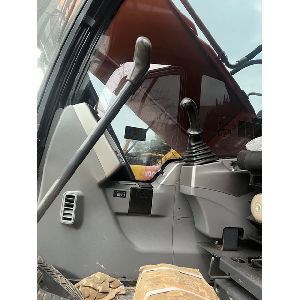 2024 ديفيلون DX225LCA-44638473