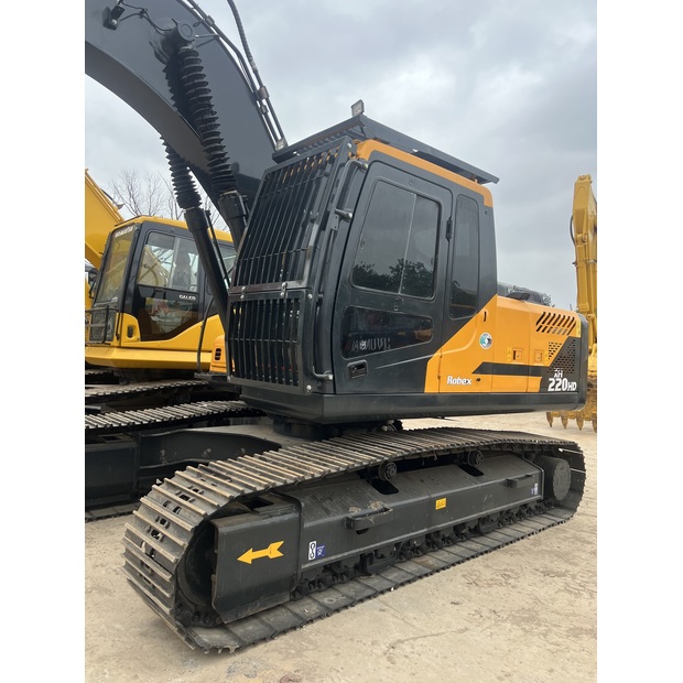 2024 هيونداي 220-44638510