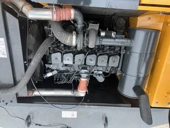 2024-hyundai-220-1399518-44638511