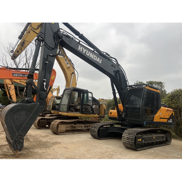 2024 Hyundai 220HD-44638540