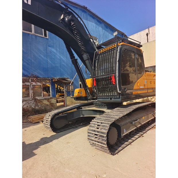 2024 Hyundai 305LC-9T-44638550