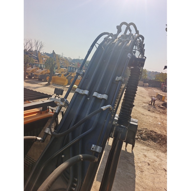 2024 Hyundai 305LC-9T-44638558