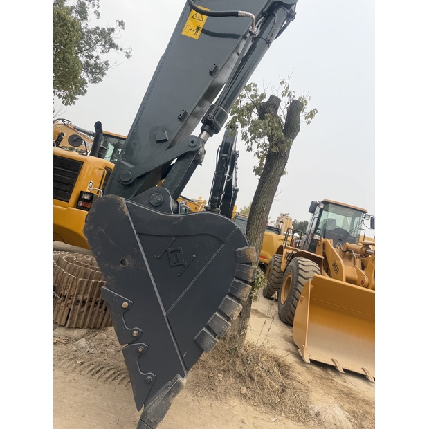 2024 هيونداي 305LC-9T-44638570