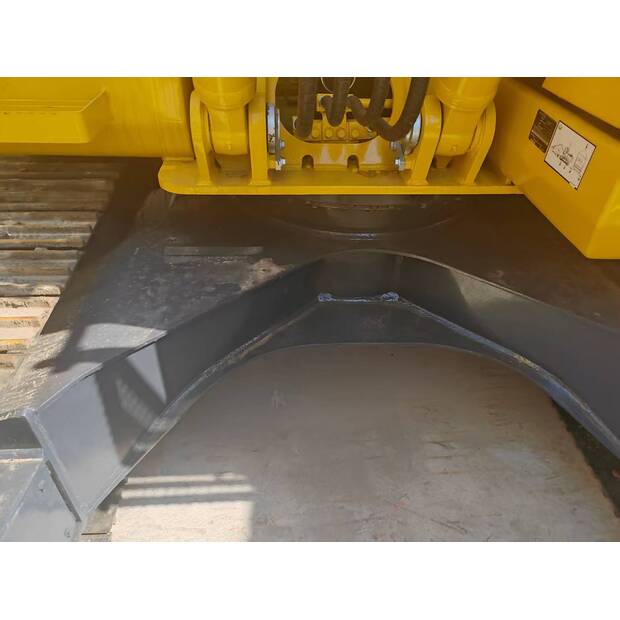 2024 كوماتسو PC130-44638731