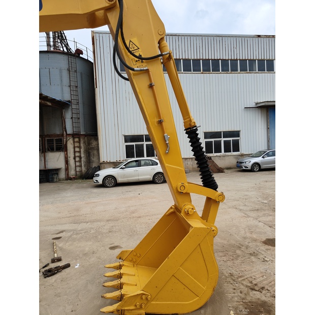 2024 Komatsu PC130-7-44638736