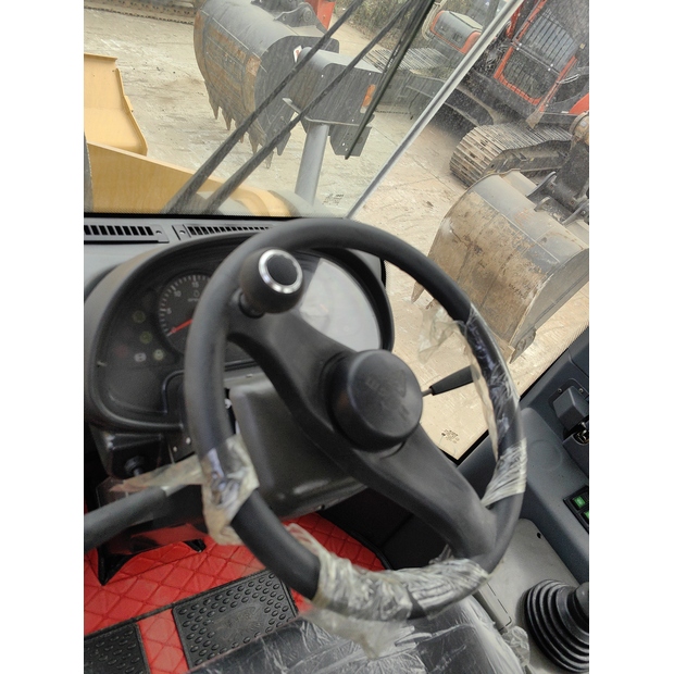 2024 SDLG LG956F-44638767