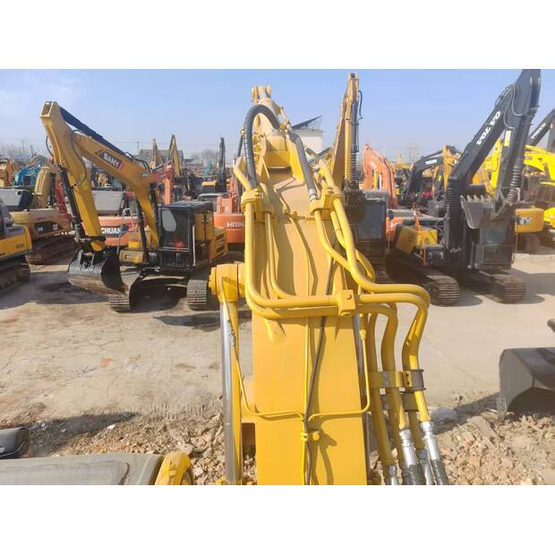 2024 كوماتسو PC138US-8-44638779