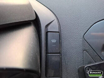 2015-ford-transit-custom-1385751-44638870