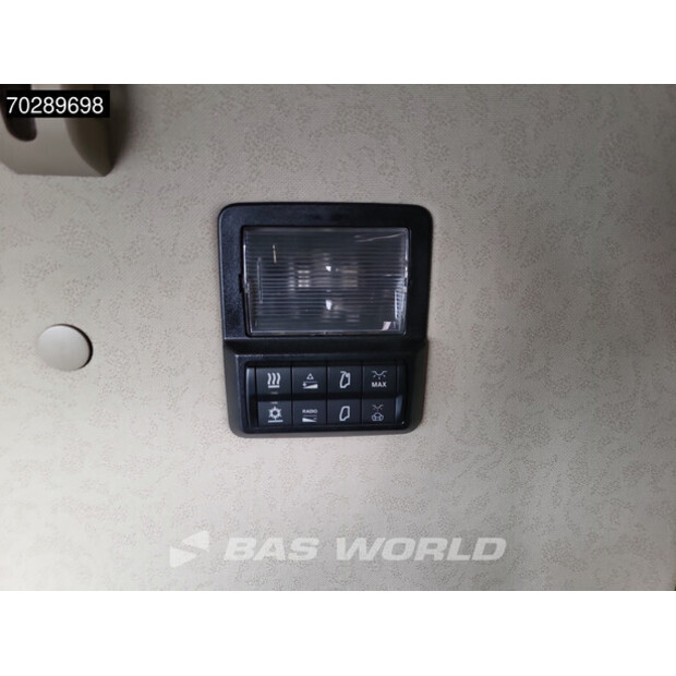 2023 Mercedes-Benz Actros 1848-44639031