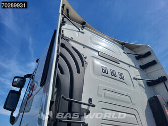 2020-renault-t520-1307720-44639055