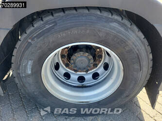 2020-renault-t520-1307720-44639061