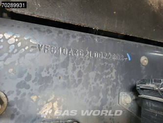 2020-renault-t520-1307720-44639076