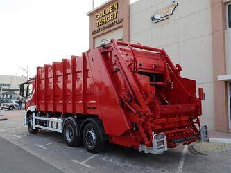 2016-mercedes-benz-antos-2536-1399543-44639142