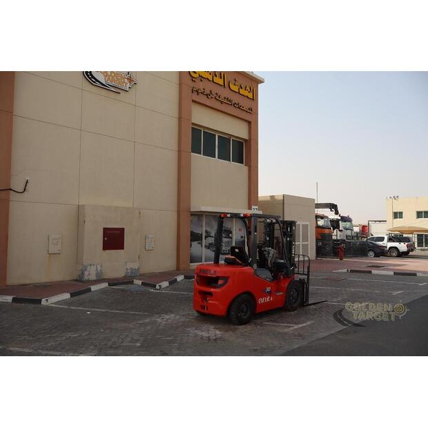 2025 هيلي CPC30-44639172