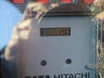 2025-hitachi-ex215lc-44639191