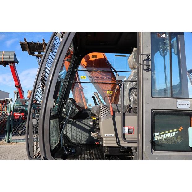 2025 Hitachi EX215LC-44639195