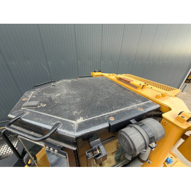 2019 Caterpillar D8T - CE-44640037