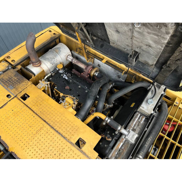 2008 Caterpillar 320D L-44640205