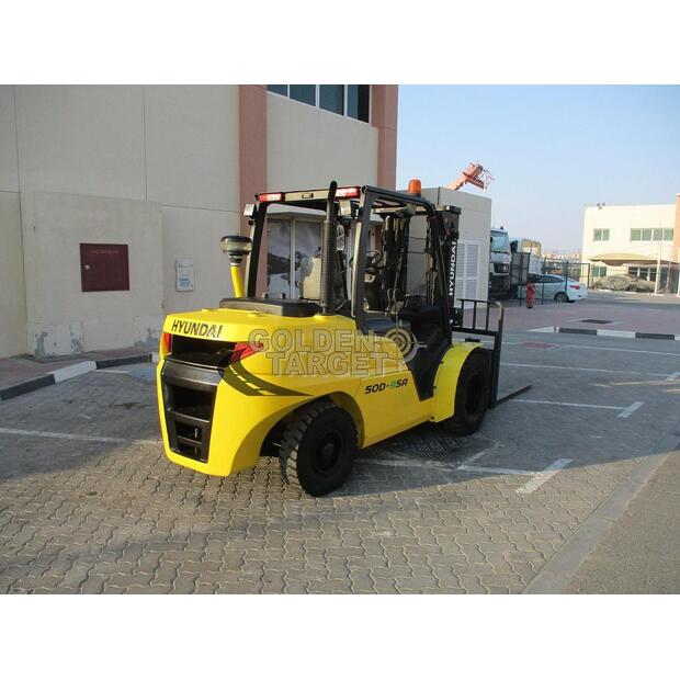 2014 Hyundai 50D-9SA-44640234