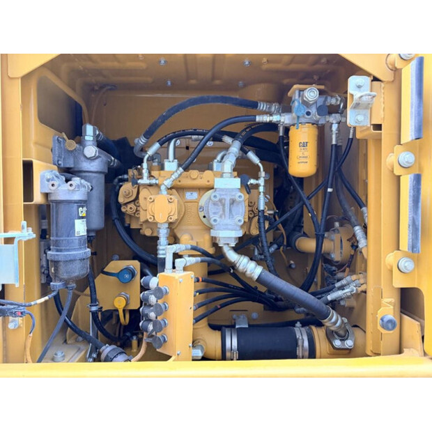 2013 Caterpillar 320E L-44640256