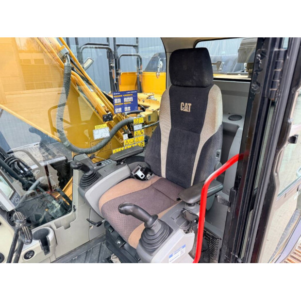 2013 Caterpillar 320E L-44640258