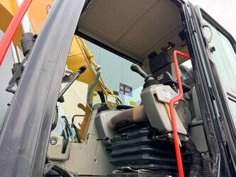 2013-caterpillar-320e-l-1399589-44640259