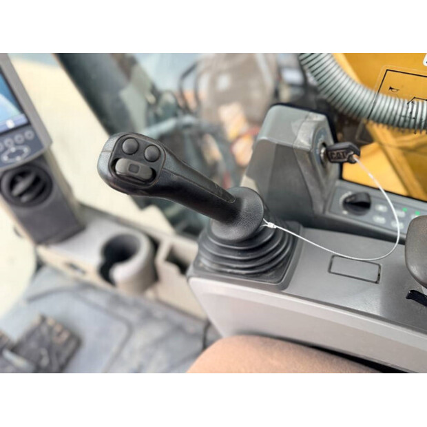 2013 Caterpillar 320E L-44640260