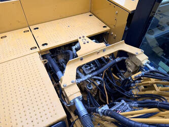 2013-caterpillar-320e-l-1399589-44640267