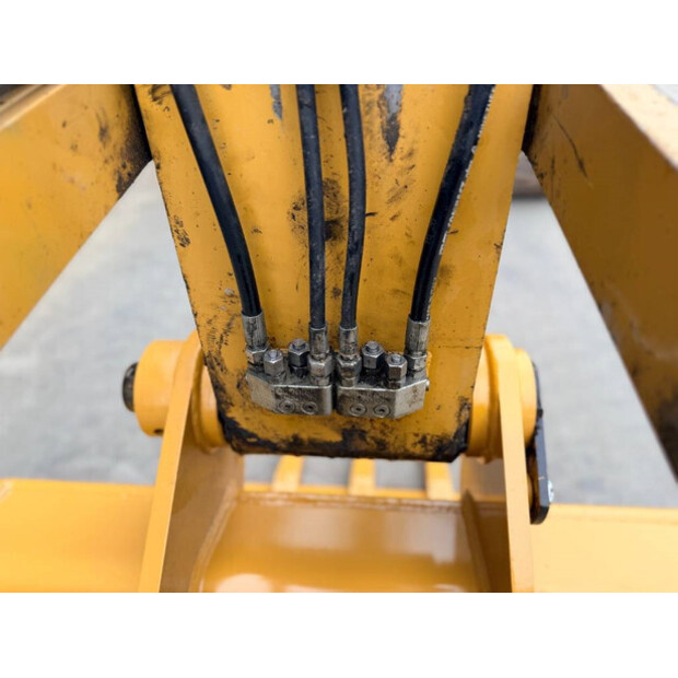 2013 Caterpillar 320E L-44640271