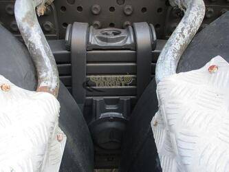 2017-mercedes-benz-arocs-3363-44640469