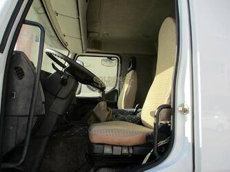 2012-renault-kerax-380-1399599-44640482