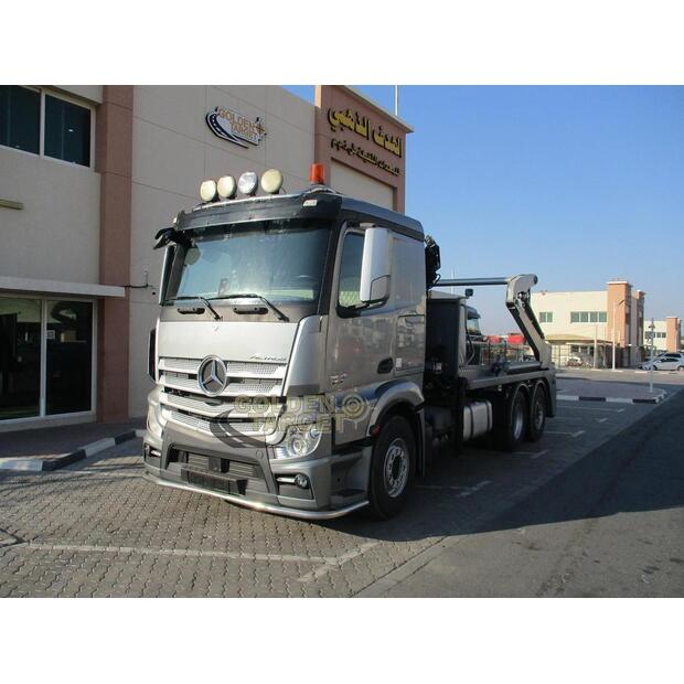 2012 Mercedes-Benz 2642-44640499