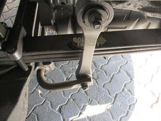 2012-mercedes-benz-2642-1399601-44640511