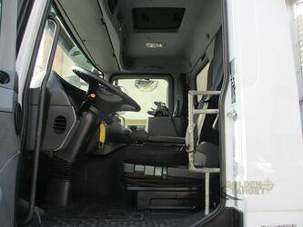 2014-mercedes-benz-actros-2636-44640533