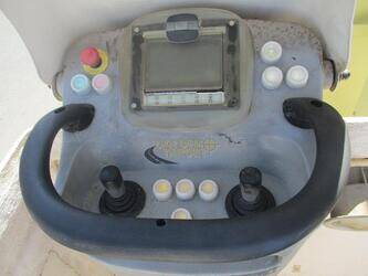 2012-iveco-eurocargo-180e28-1399608-44640586