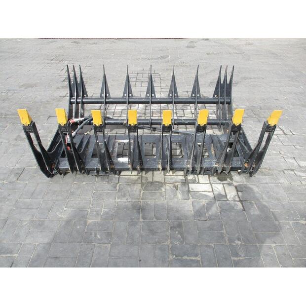 2024 FUTURE FT-CWG72-44640605