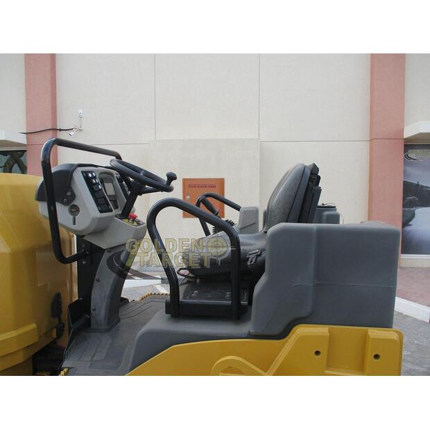 2021 Caterpillar CB34B-44640617