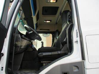 2024-mercedes-benz-arocs-3342-44640698