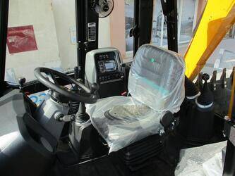 2025-jcb-3dx-plus-1399625-44640774